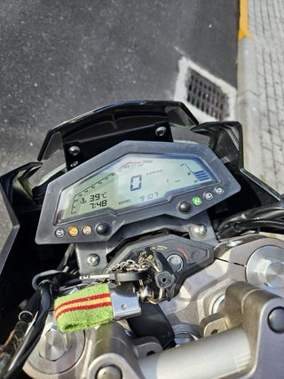 Zontes Z2 Naked 125cc Moto Negro/Amarillo