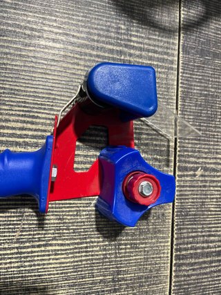 Dispensador para cinta adhesiva