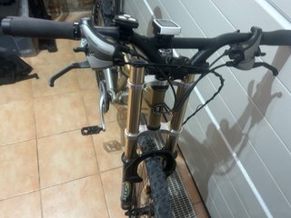 Bicicleta MTB Descenso United Emperor
