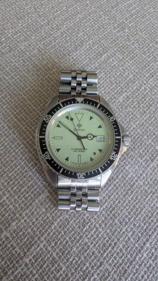 Zodiac Red Dot "Night Diver" Full Lume 40mm