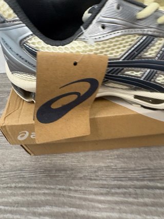 Asics Gel Kayano 14 Beige/Plata