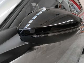 Peugeot 2008 Allure Hybrid eDCS6 107 kW (145 CV)