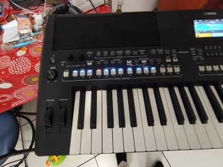 Tastiera Yamaha PSR-SX600