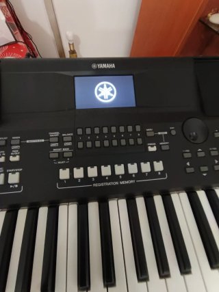 Tastiera Yamaha PSR-SX600