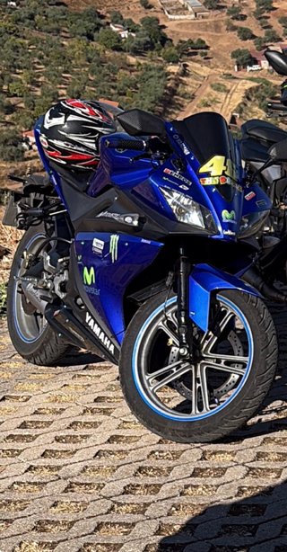 Yamaha YZF R125 Azul Deportiva