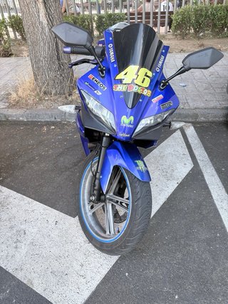 Yamaha YZF R125 Azul Deportiva