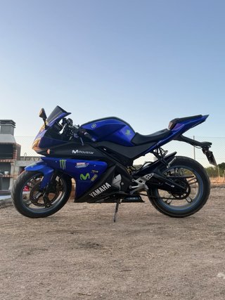 Yamaha YZF R125 Azul Deportiva