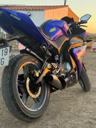 Yamaha YZF R125 Azul Deportiva