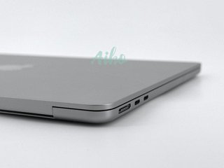 MacBook Air 13" (2022) Apple M2 8 CPU/8 GPU núcleos - SSD 256GB - RAM 16GB - Gris Espacial