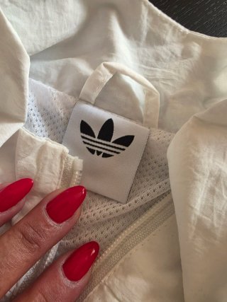 Chaqueta Adidas Blanca con Rayas Negras