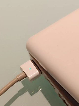 MACBOOK antiguo