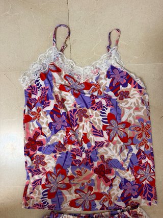 Pijama tirantes estampado floral T. L