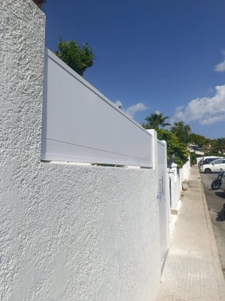 Fabricación a medida Puerta Peatonal