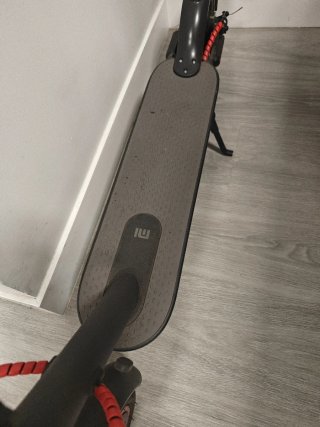 Patinete Xiaomi Mi Electric Scooter 365