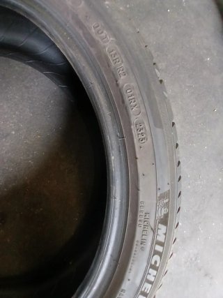 Neumático 225/45 R19 96W