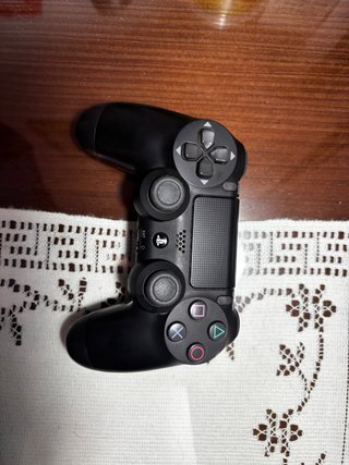 Ps4 Slim 500GB con Mando Original