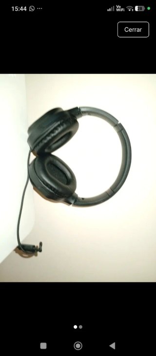 Cascos Alámbricos Negros