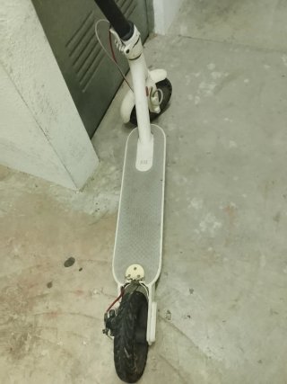2 Patinetes Eléctricos Xiaomi M365