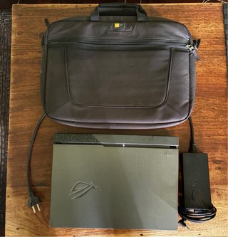 Portátil Gaming Asus ROG con Tarjeta Gráfica