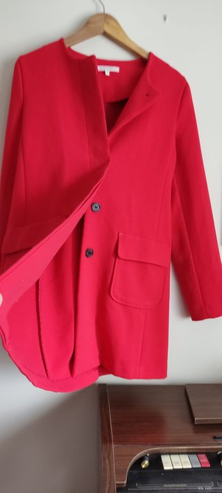 Abrigo rojo Easy Wear Talla M