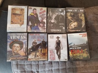 Lote de 16 películas clásicas del Oeste en DVD
