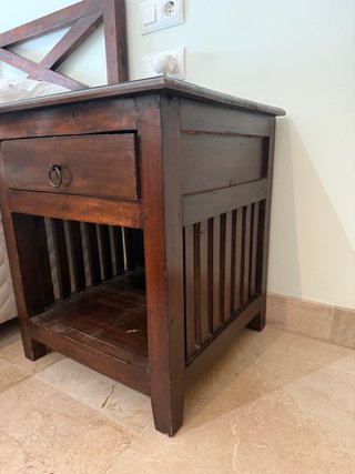 Cómoda, Mesitas y Cabecero Madera Oscura