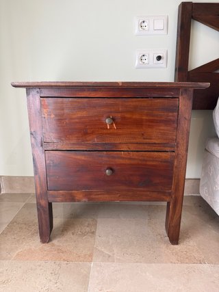 Cómoda, Mesitas y Cabecero Madera Oscura