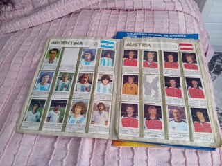 Álbum de cromos Mundial de  España 82 casi complet