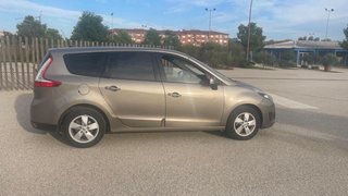 Renault Grand Scenic 2009