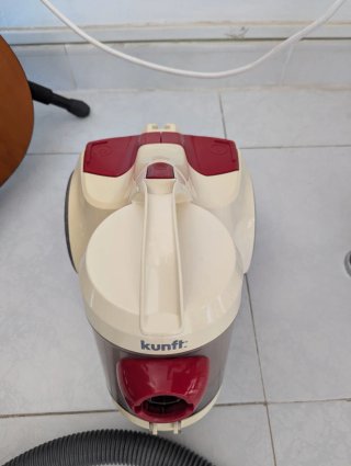 Aspiradora sin bolsa Kunft