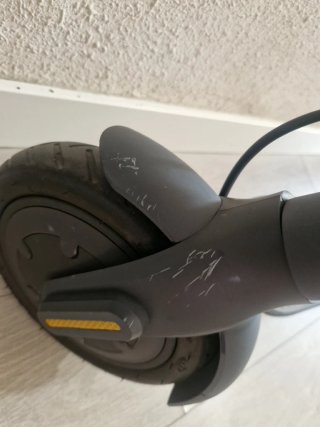 Xiaomi Scooter 3 - Poco uso (320km)