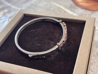 Bracciale Family con lettere e charm strass
