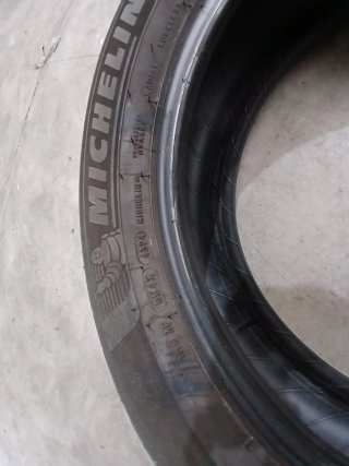 Neumáticos 215/55 R17 98W