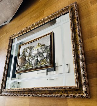 Cuadro en Relieve con espejo en perfecto estado