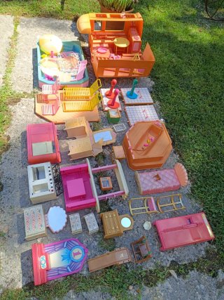 Camper Barbie vintage con piscina e accessori
