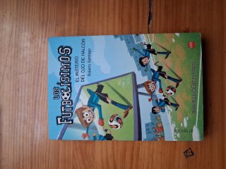 Los libros número 1,4,9 y 13 de los futbolísimos.