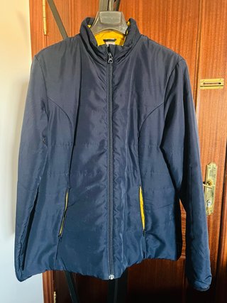 Chaqueta deportiva talla M/L