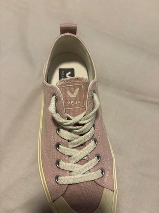Zapatillas Veja rosas