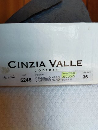 Scarpe eleganti Cinzia Valle camoscio nero 37