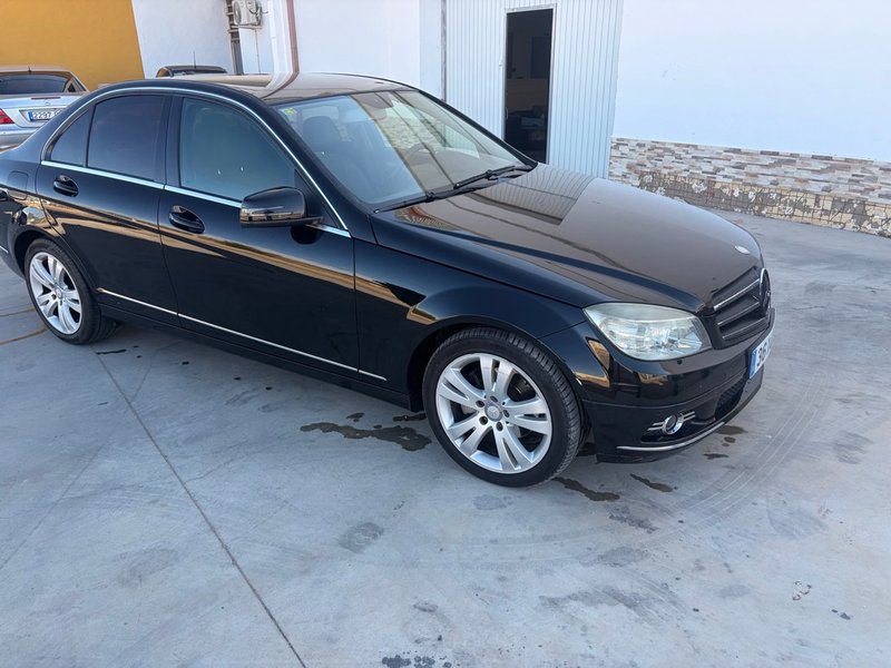 Mercedes-Benz Clase C 2009 - foto 1