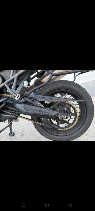 Triumph Tiger 800 Adventure Negra