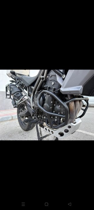 Triumph Tiger 800 Adventure Negra