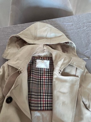 Gabardina Beige con Cinturón