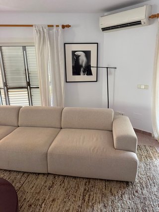 Sofá Melva Westwing 4 plazas beige 319 cm