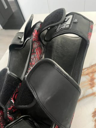 Espinilleras Kick Boxing Buddha