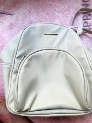 Mochila pequeña beige con cremalleras