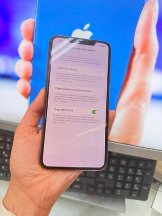 iPhone 11 Pro Max 64GB Dorado