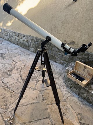 Telescopio Reflector con Trípode