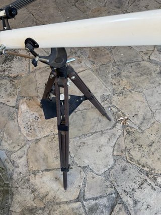 Telescopio Reflector con Trípode
