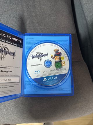 Consola PS4 Slim 500GB + 6 Juegos